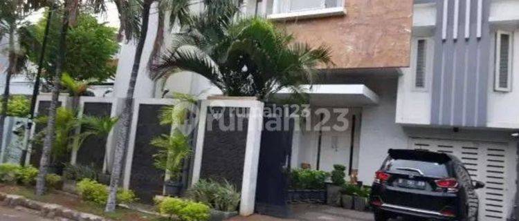 Dijual Rumah Mewah Di Sunrise Garden  , Jakarta Barat  1