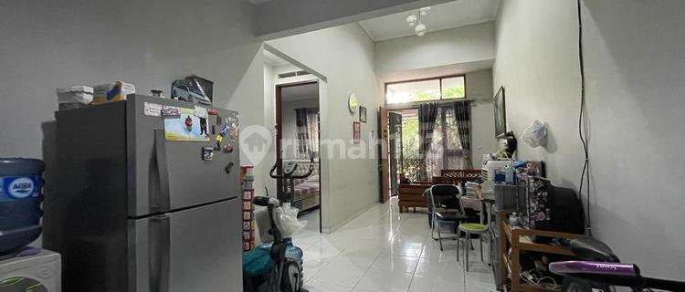 Rumah Cherry Field Sayap Buah Batu  1