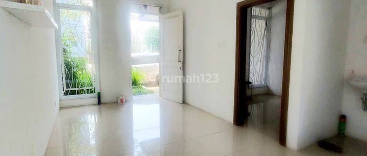 Rumah Bagus Unfurnished SHM di Grand Pinus Regency , Bandung 1