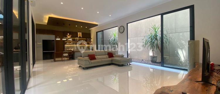 Price Drop! Nice House Singgasana 1