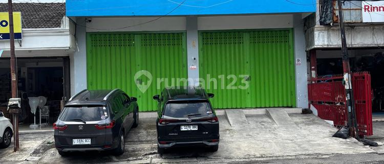 For Rent, Shop House on the Side of Manukan Lor Main Road, Busy, Suitable for Any Business 1