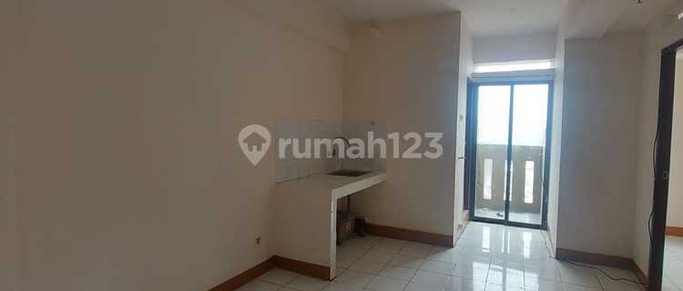 Apartement Gateway Ahmad Yani 2 BR Unfurnished Bagus 1