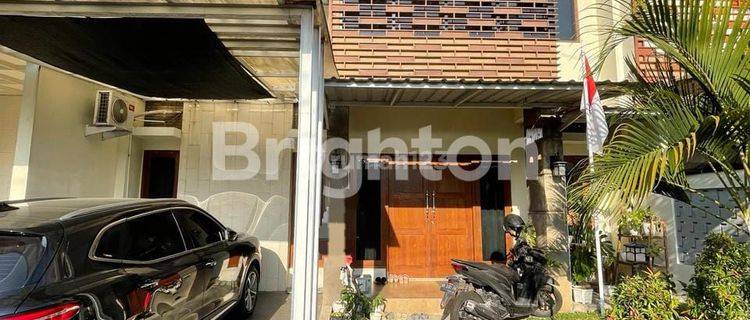 RUMAH 2 LANTAI FULL FURNISHED + AC DI GENTAN 1