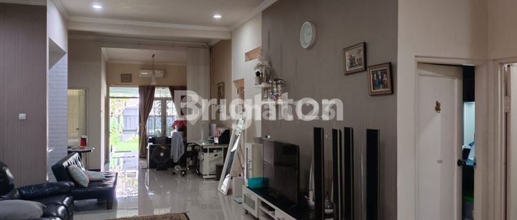 RUMAH TENGAH KOTA SOLO FULL FURNISHED DEKAT SOLO GRAND MALL  1