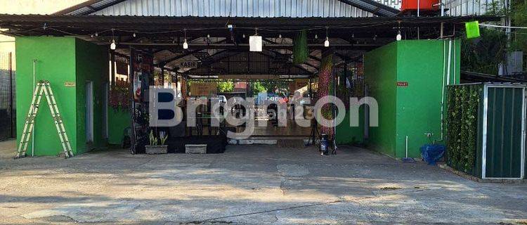 BANGUNAN RUANG USAHA EX RESTO TEPI JALAN RAYA RAMAI 1