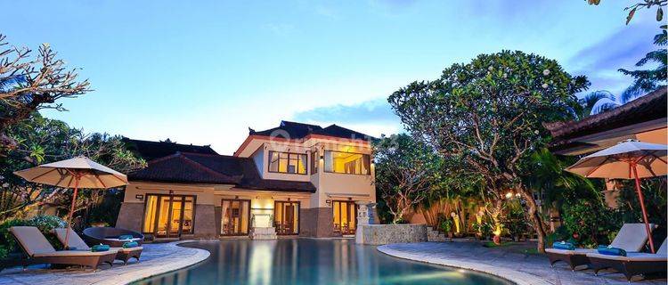 Villa for sale on Jalan Yudistira Seminyak 1