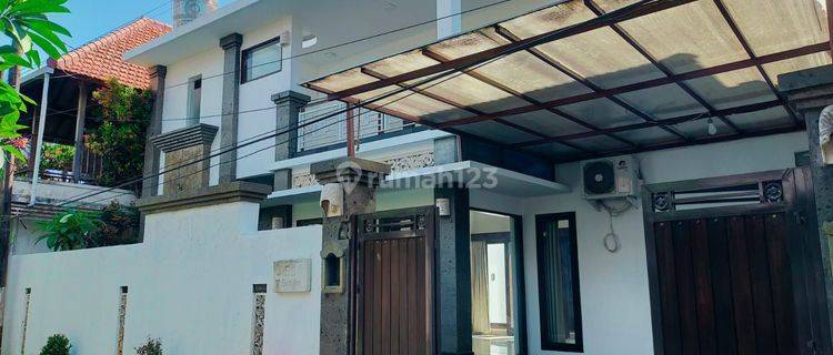 Villa for sale around Sanur 
Tunggak Bingin street 
Very strategic location near RS. Bali Mandara and Matahari Terbit Beach 1