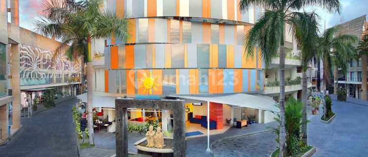 City Hotel in Kuta Area Location Jalan Patih Jelantik Kuta Galeria - Central Parking 1