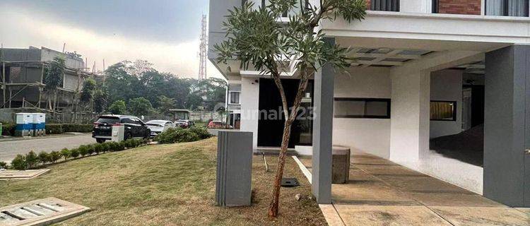 Rumah Baru Hook , 2 Lantai Siap Huni Di Cimanggis Golf Estate  1