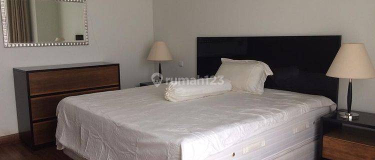 Disewakan Apartemen Pakubuwono View 2 BR Semi Furnished 1