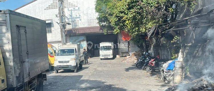  Gudang Siap Pakai Jalan Kedung Cowek Surabaya 1