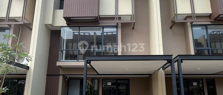Termurah Disewakan Rumah Cluster Impresahaus Tabebuya di BSD City 1