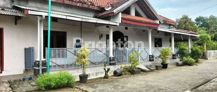 JUAL RUMAH DEKET STASIUN NGADILUWIH KEDIRI  1