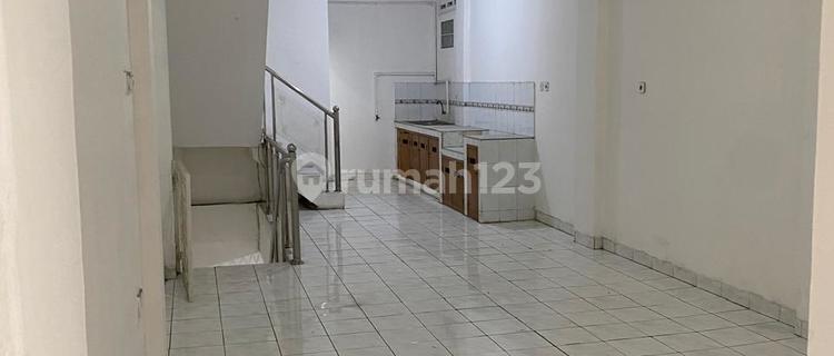 Jelambar West Ruko House 3Floors 78m 4BR Certificate Strategic Roadside Location 1