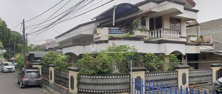 Rumah Hoek 2 Lantai 313m2 4+1kt di Kebon Jeruk Jakarta Barat 1