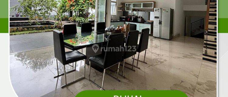 Dijual Rumah Asri 2.5 Lantai Dekat Danau Di Bsd. Tangerang 1