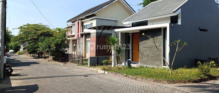 Rumah Bagus Posisi Hook Dekat Poros Jalan Dan Kampus Ub 1
