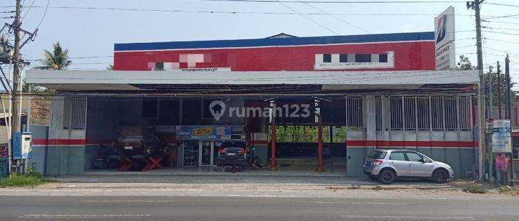 Toko Gudang Luas di Jl. Srandakan Bantul 1