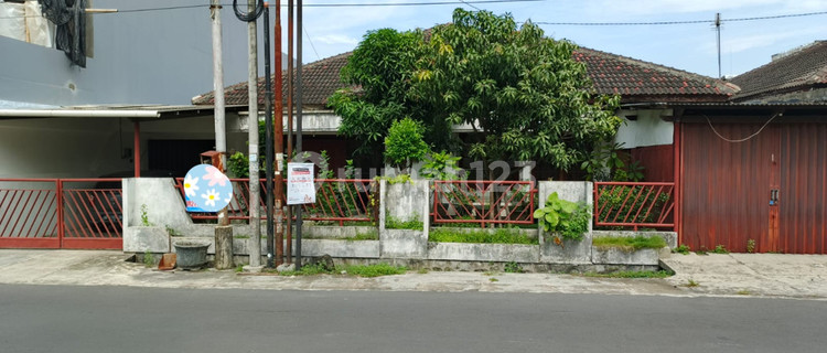 5 Bedroom House in Green Garden Housing Estate, Location Near Manna Campus Godean 1