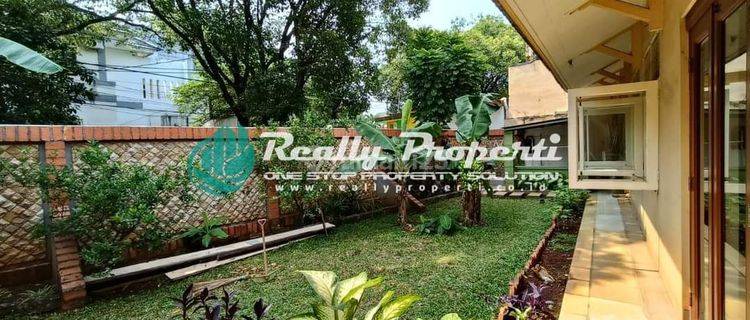 Disewakan Rumah Posisi Hook, Furnished 2 Lantai Bagus Rapih Di Jatiwaringin Pondok Gede Bekasi  1