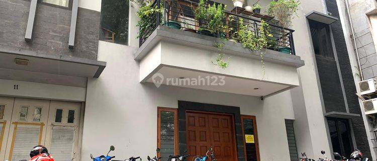 Dijual Rumah Tinggal + Kost an di Kebon Kacang Jakarta Pusat 1