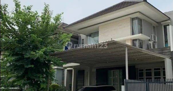 Rumah Mewah Semi Furnished Graha Famili Surabaya 1