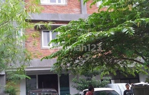 Exclusive Boarding House in Kebayoran Lama Fully Occupied Strategic Location 1