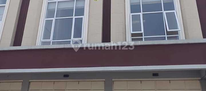 Ruko 2 Lantai Adivasa Tanah Mas Semarang 1