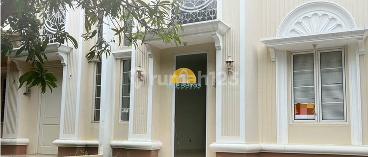 Royal Family Location Near Airport, Awancosta, Puri Anjasmoro 1