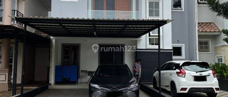 Rumah 3 Lantai Full Furniture di Golden Vienna Bsd City Tangerang 1