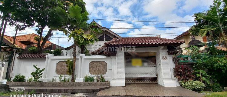 Cheap Semi Furnished House in North Denpasar 1