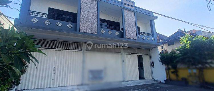 Nice 2-storey shophouse for rent in Renon, West Denpasar 1