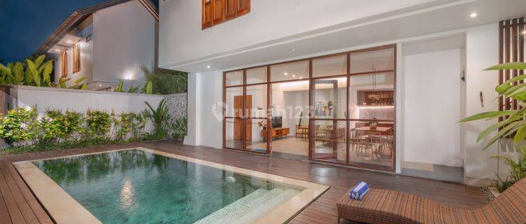 Luxurious 3-Bedroom Villa In Canggu, 5 Mins To Beach 1