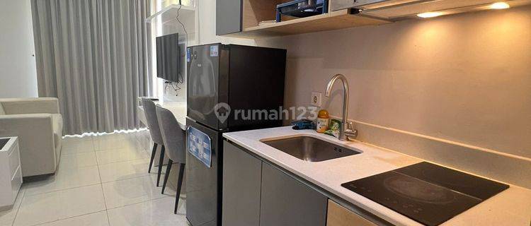 Disewakan Apartemen Taman Anggrek Residences 2 Kamar Tidur Bagus Furnished 1