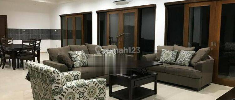 Rumah Dijual di Taman Telaga Golf Bsd Tangerang 1