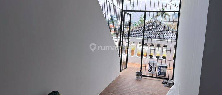 Rumah 2.5 Lantai Mantap.baru Uk 8x15  1