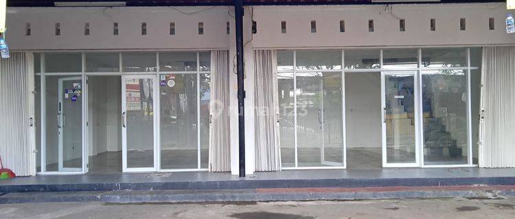 Ruko 3 Lantai di Haji Nawi, Cipete, Jakarta Selatan 1