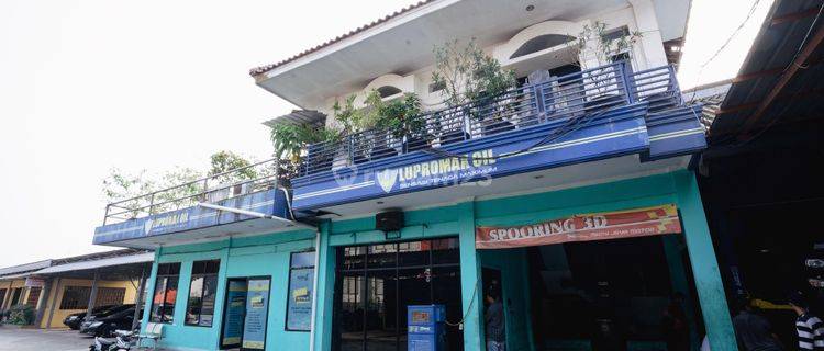 BUTUH UANG - Investasi Menguntungkan, Bengkel Mobil 3000 m2, Langsung Lanjutkan Usaha yang Berjalan 1