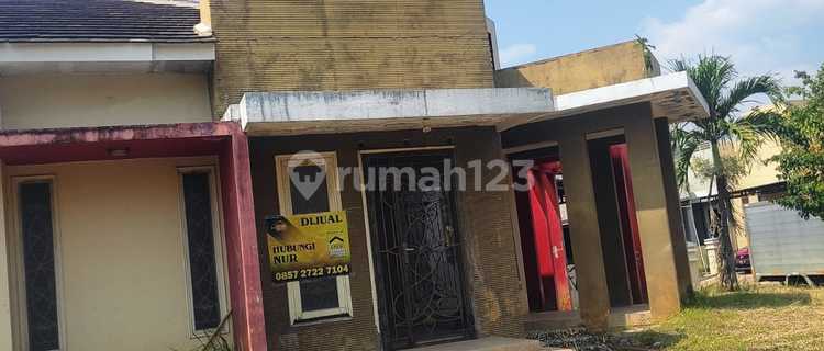 Rumah HOOK Hitung Tanah Jual Murah SHM di Perum Gardenia, Semarang 1