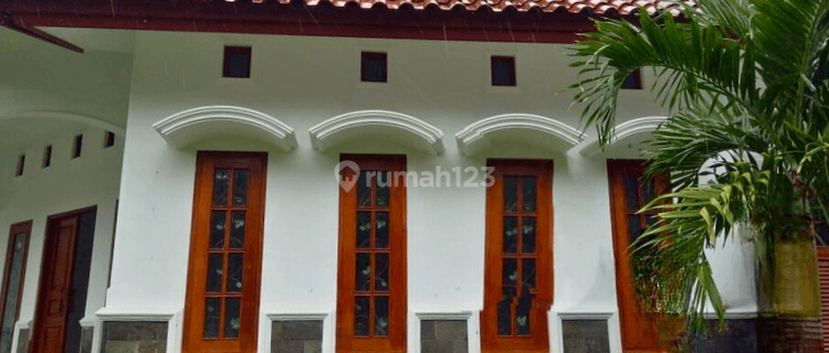 Dijual Rumah di Graha Taman Bunga Bsb City, Semarang 1