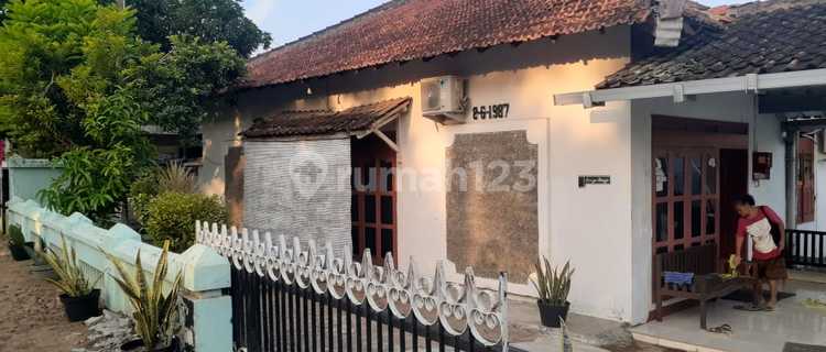 Rumah/Tempat Usaha Disewakan Kendal 1