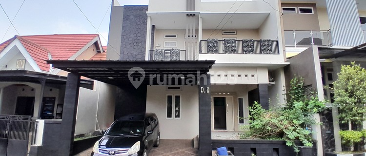 Modern House for Rent in Puri Taman Sari Cirebon 1