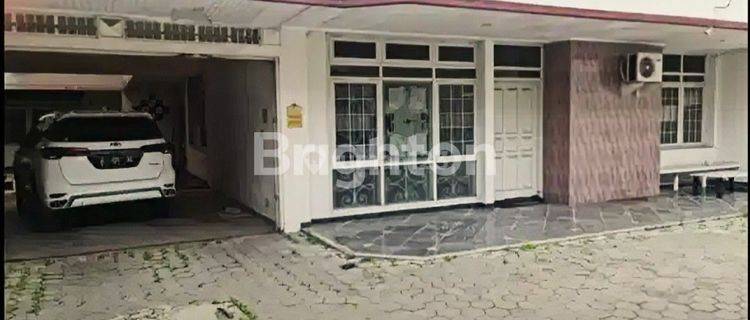 RUMAH TENGAH KOTA DI BAWAH NJOP 1