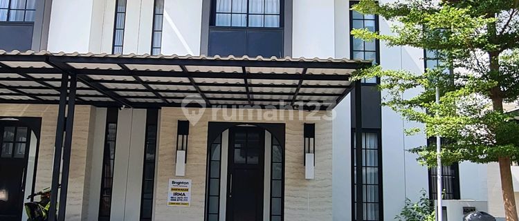 House on Redterracotta Boulevard, Citragrand 1