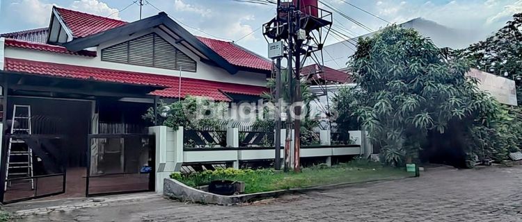 Rumah Puri Anjasmoro 1