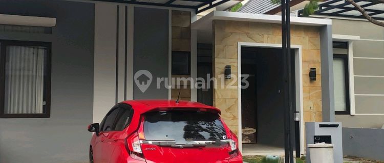 Ready-to-Use House in BSB City 1