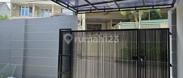 Rumah 2,5 Lantai Siap Pakai Di Bukit Sari 1