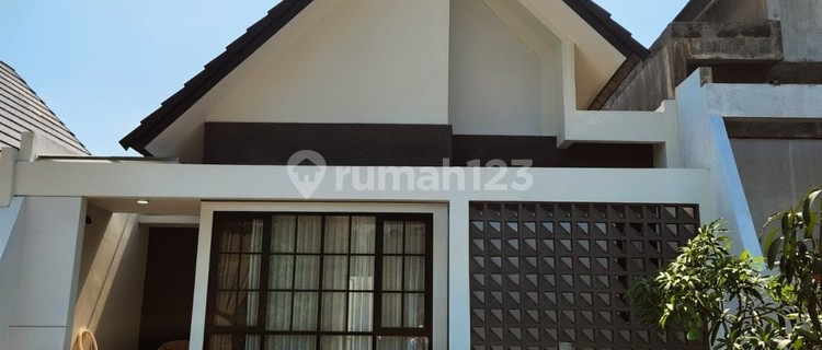 Rumah Bagus Ala Vila Full Furnish Di The Miles Bsb 1