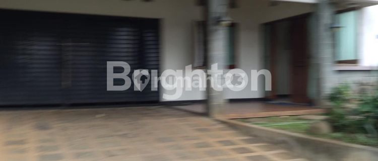 Nice ready-to-use house in Banyumanik. 1