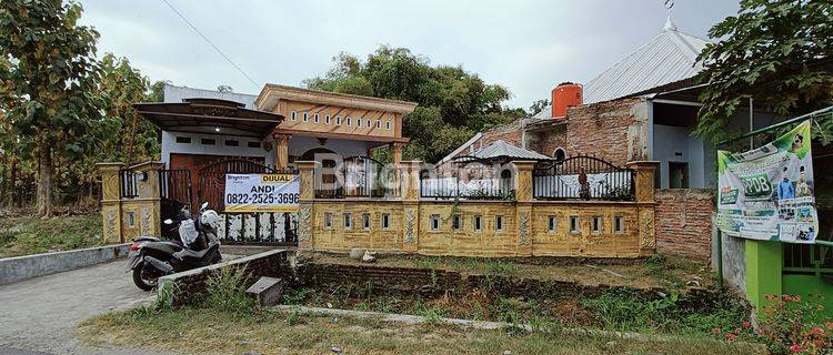 RUMAH BAGUS DENGAN TANAH LUAS DI JOGOROTO 1